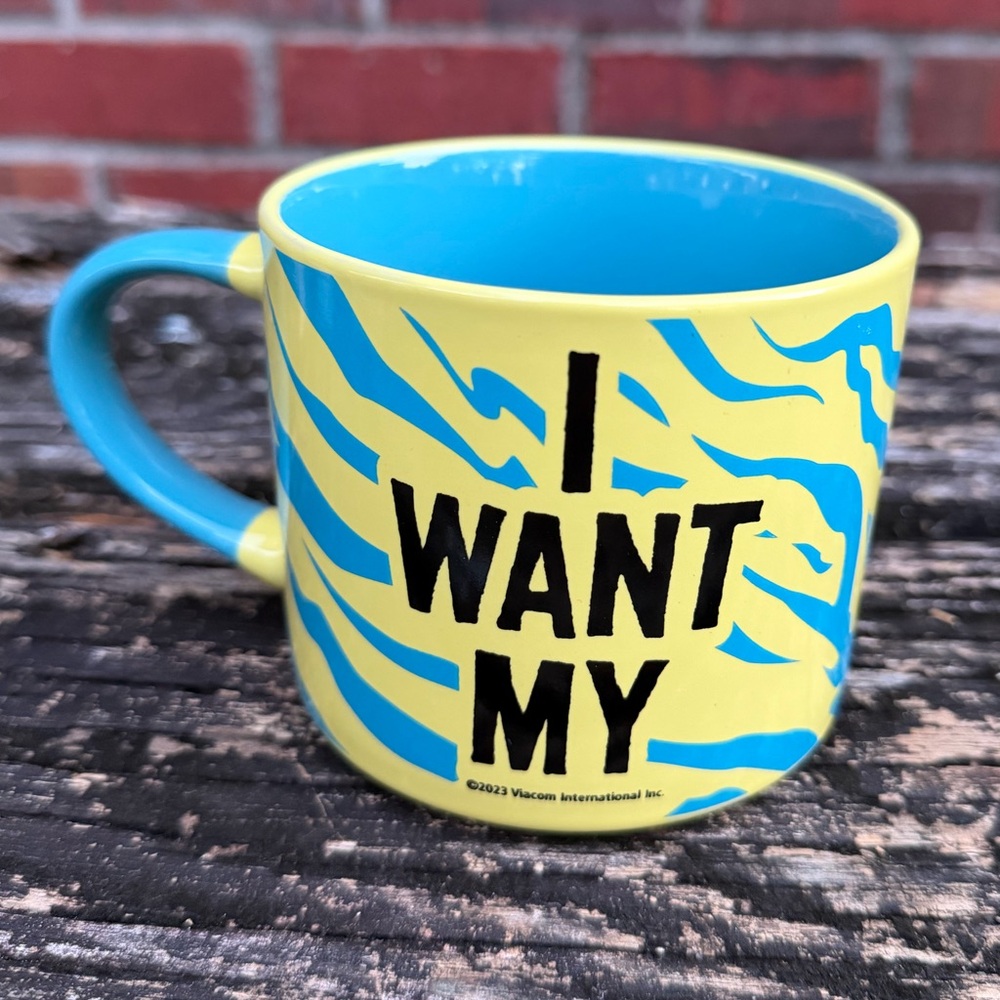 RETRO 80s I Want My MTV Music Television 15 oz Ceramic Yellow Blue Coffee Mug M4 - Picture 2 of 7